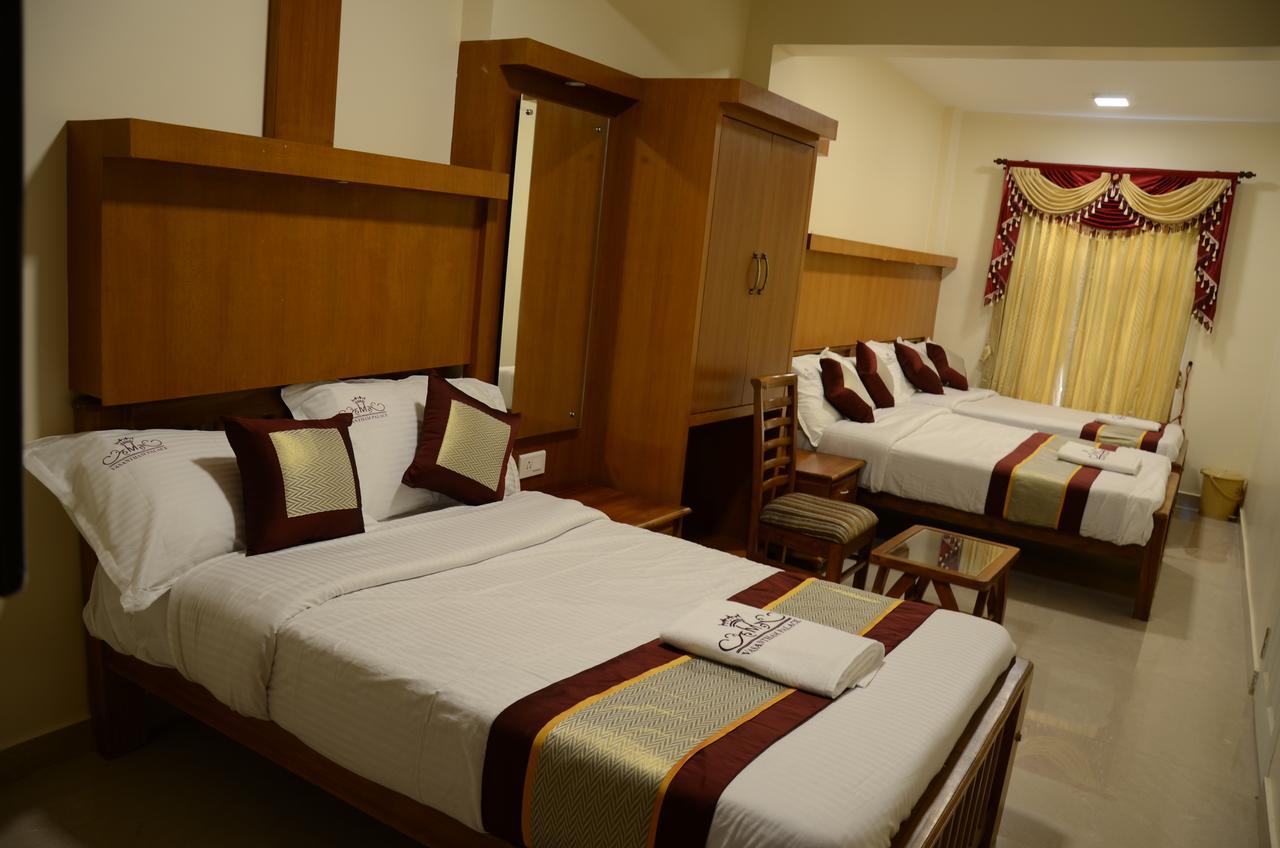 Hotel Vasantham Palace ウーティ エクステリア 写真